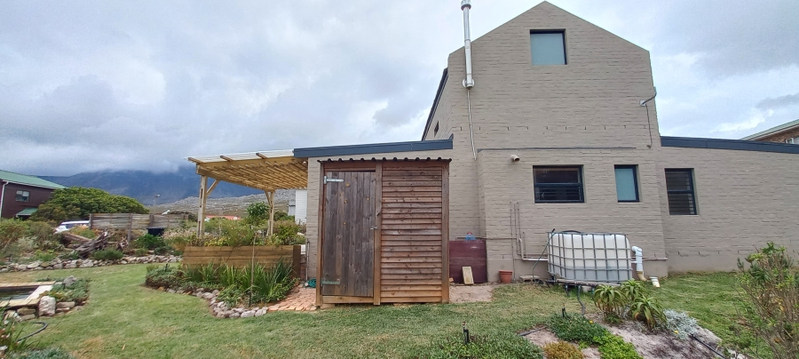 3 Bedroom Property for Sale in Pringle Bay Western Cape